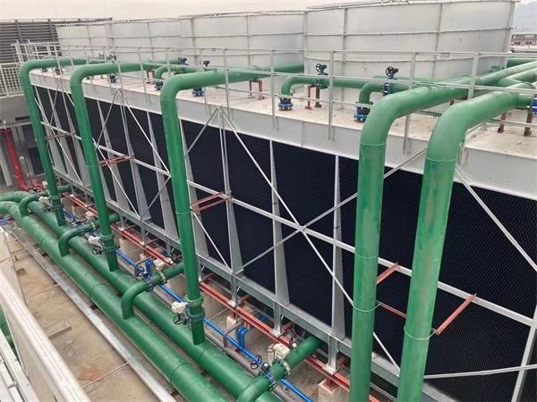冷卻塔填料：方形冷卻塔的清除工作一般有幾種方案(圓
